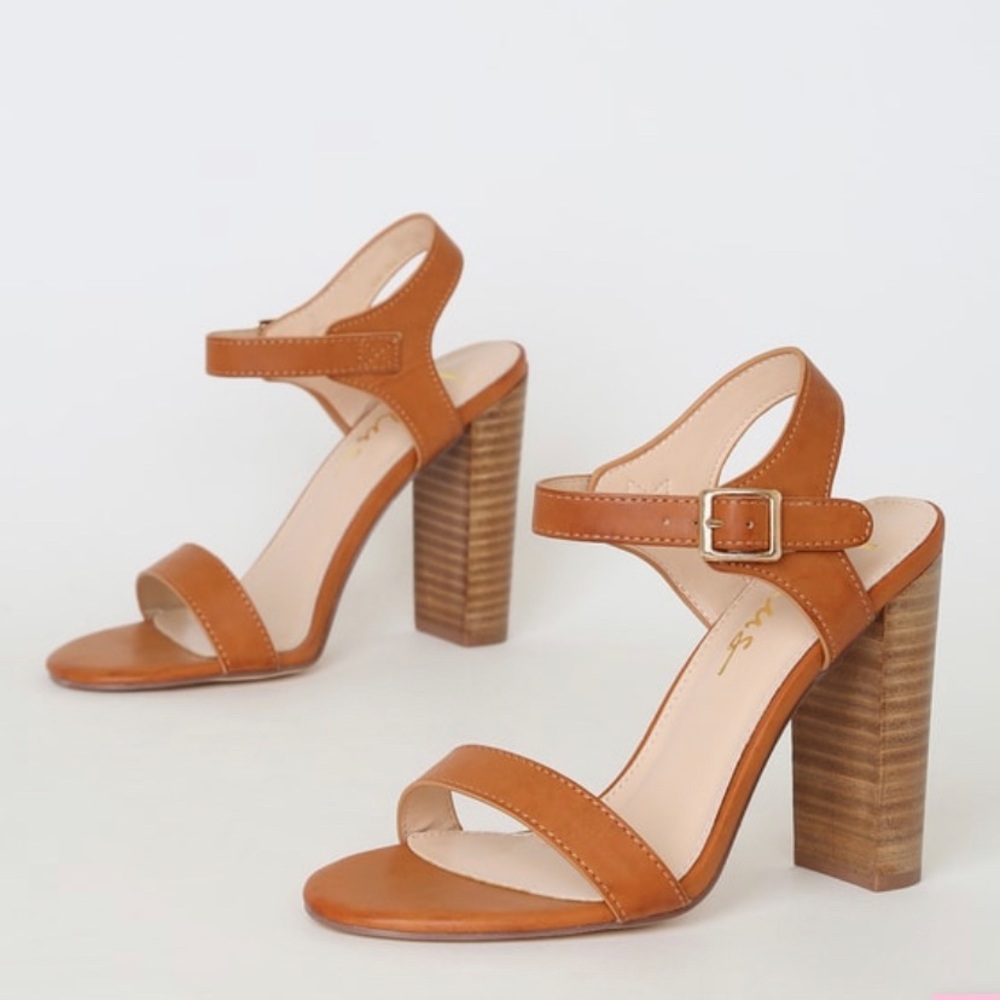 High-heeled sandals